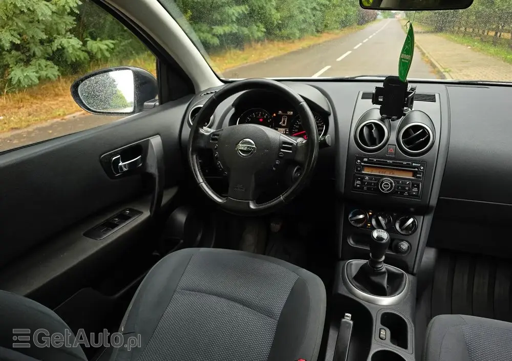 NISSAN Qashqai+2 2.0 Acenta