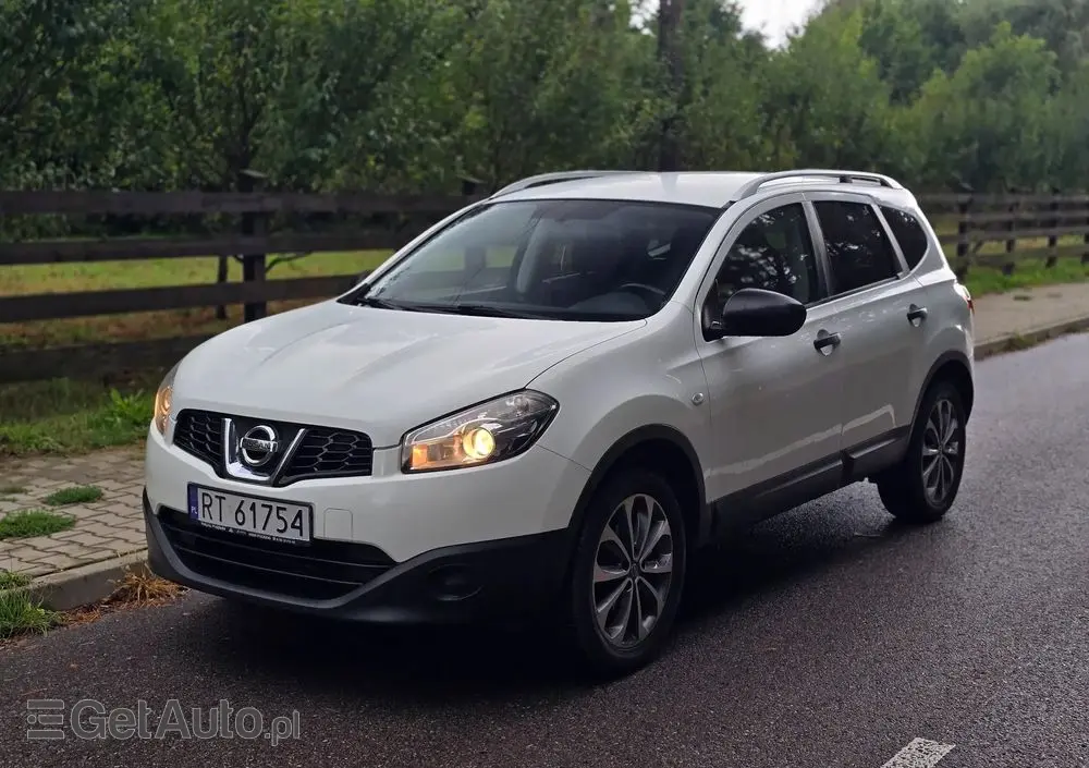 NISSAN Qashqai+2 2.0 Acenta