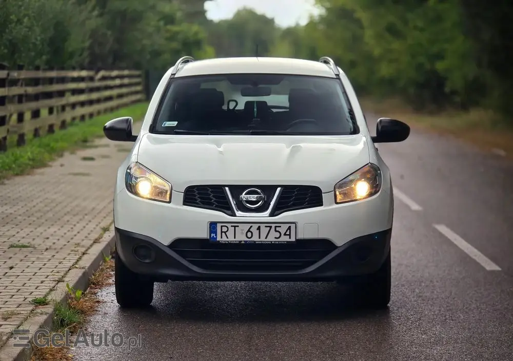 NISSAN Qashqai+2 2.0 Acenta