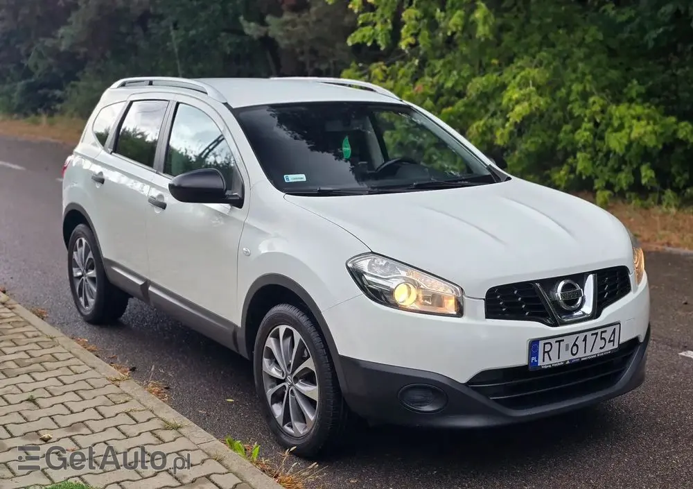 NISSAN Qashqai+2 2.0 Acenta
