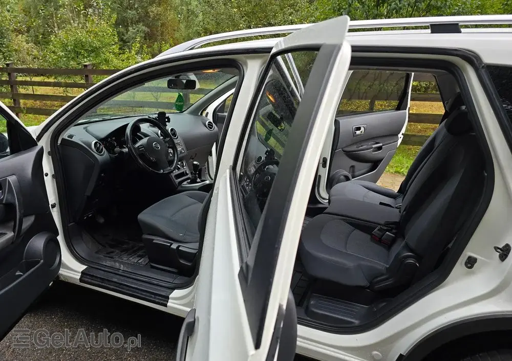 NISSAN Qashqai+2 2.0 Acenta