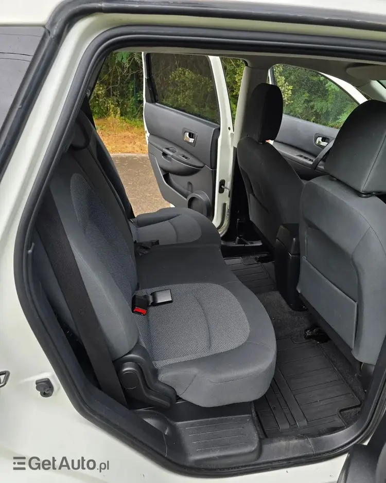 NISSAN Qashqai+2 2.0 Acenta