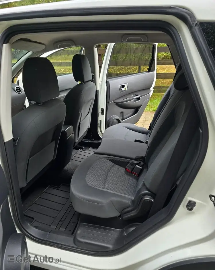 NISSAN Qashqai+2 2.0 Acenta