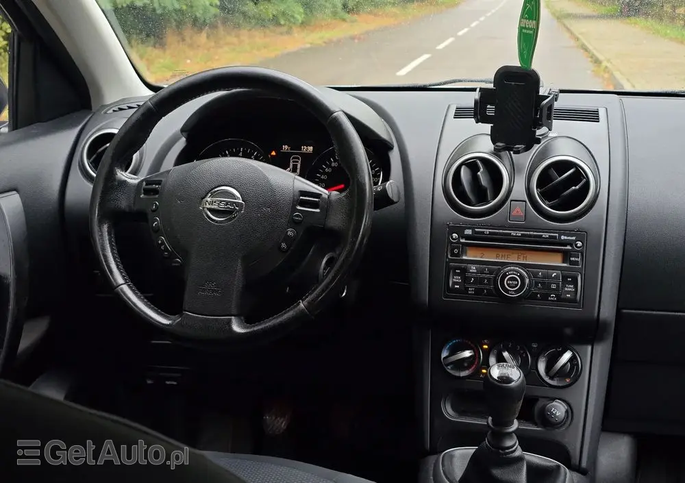 NISSAN Qashqai+2 2.0 Acenta