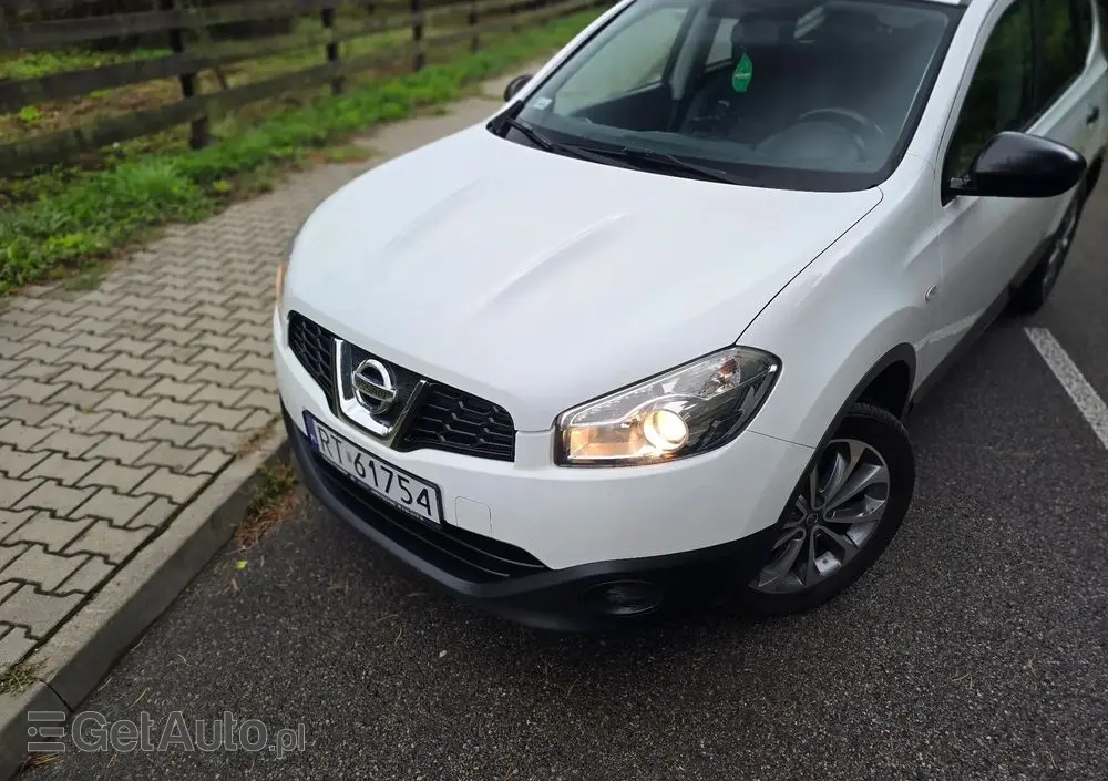 NISSAN Qashqai+2 2.0 Acenta