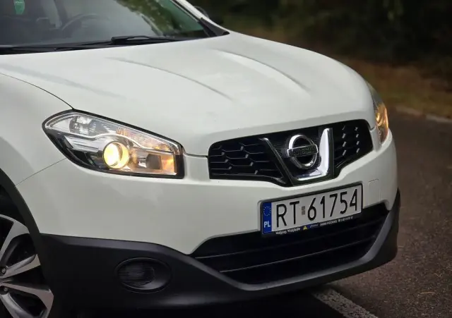 NISSAN Qashqai+2 2.0 Acenta