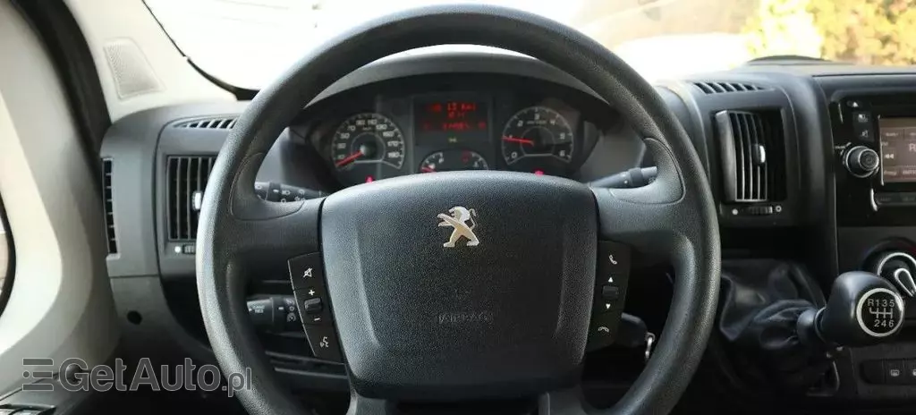 PEUGEOT Boxer 