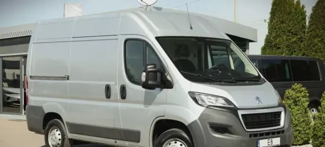 PEUGEOT Boxer 