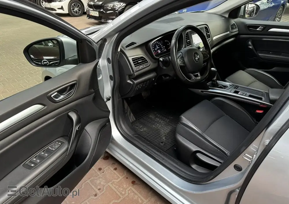 RENAULT Megane 1.3 TCe FAP Intens EDC