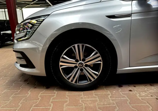 RENAULT Megane 1.3 TCe FAP Intens EDC