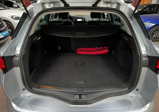 RENAULT Megane 1.3 TCe FAP Intens EDC