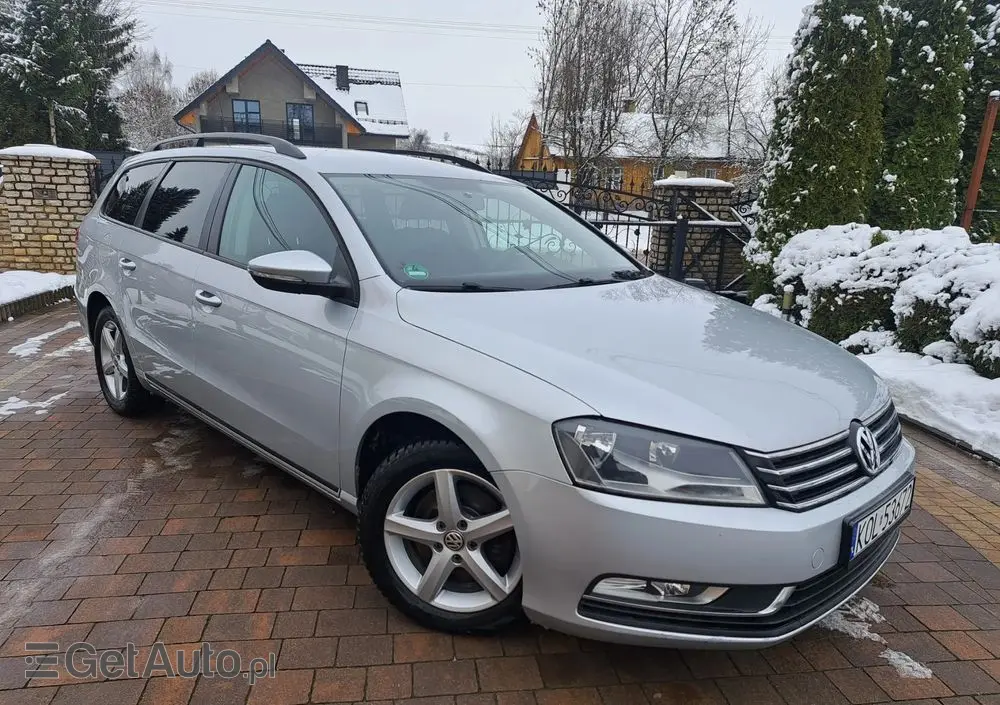 VOLKSWAGEN Passat Variant 2.0 TDI BlueMotion Technology Trendline