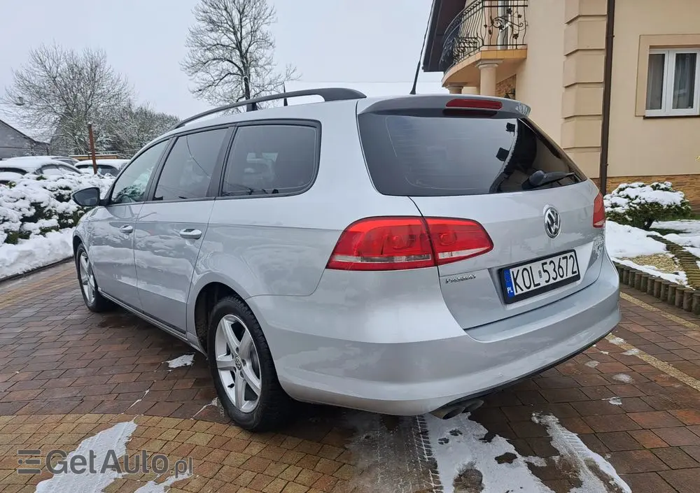 VOLKSWAGEN Passat Variant 2.0 TDI BlueMotion Technology Trendline