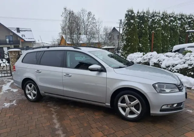 VOLKSWAGEN Passat Variant 2.0 TDI BlueMotion Technology Trendline