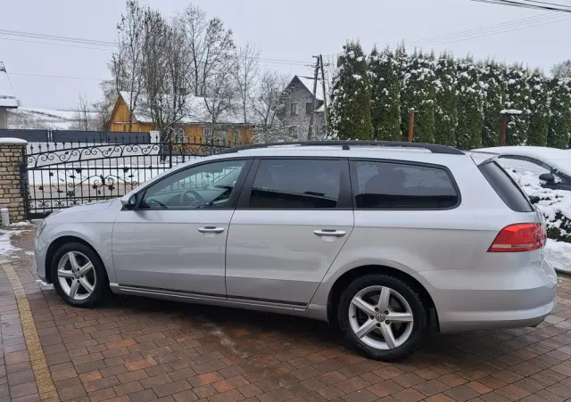 VOLKSWAGEN Passat Variant 2.0 TDI BlueMotion Technology Trendline