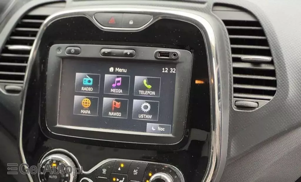 RENAULT Captur 