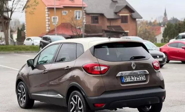 RENAULT Captur 