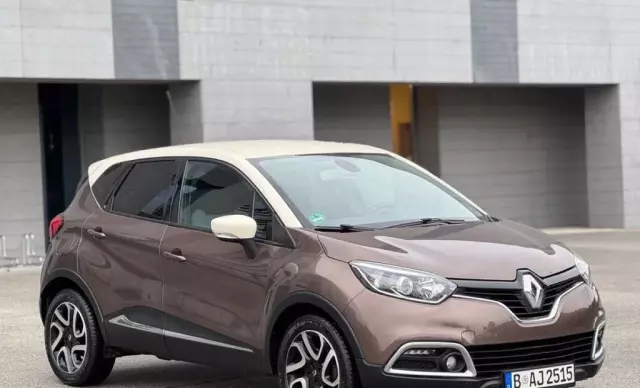 RENAULT Captur 