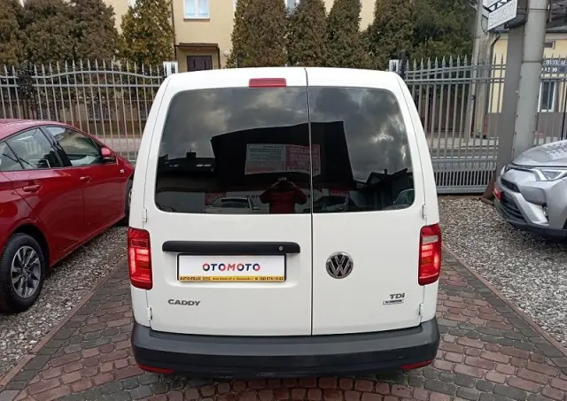 VOLKSWAGEN Caddy 