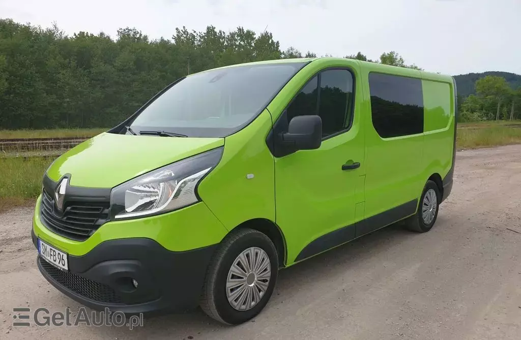RENAULT Trafic 