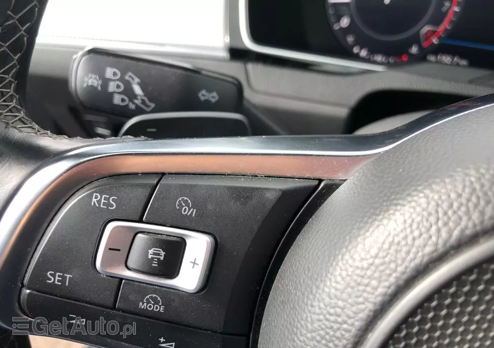 VOLKSWAGEN Arteon 2.0 TSI 4Motion R-Line DSG