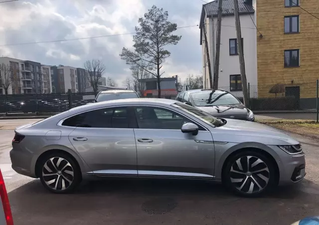 VOLKSWAGEN Arteon 2.0 TSI 4Motion R-Line DSG