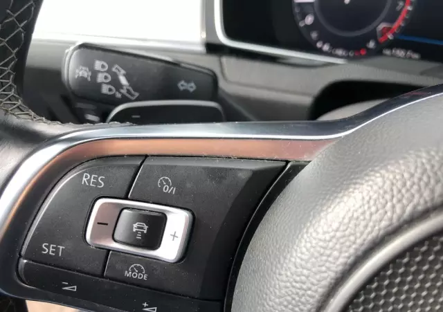 VOLKSWAGEN Arteon 2.0 TSI 4Motion R-Line DSG