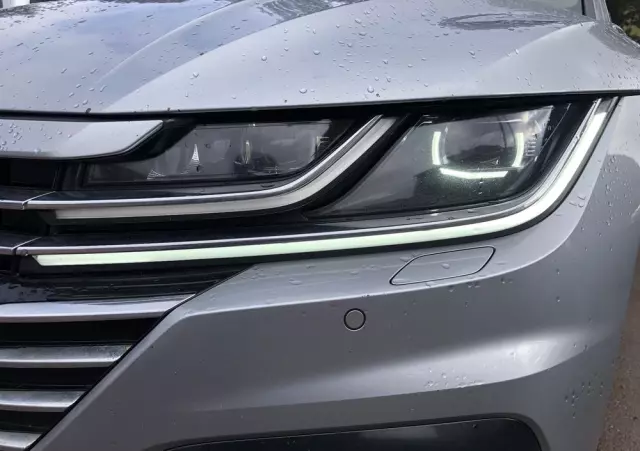 VOLKSWAGEN Arteon 2.0 TSI 4Motion R-Line DSG