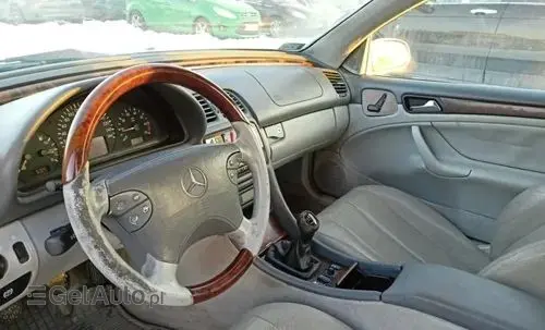 MERCEDES-BENZ CLK 