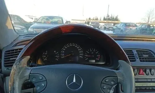 MERCEDES-BENZ CLK 