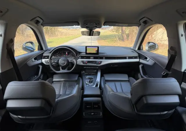 AUDI A4 Avant 2.0 TDI DPF clean diesel quattro S tronic S line Sportpaket