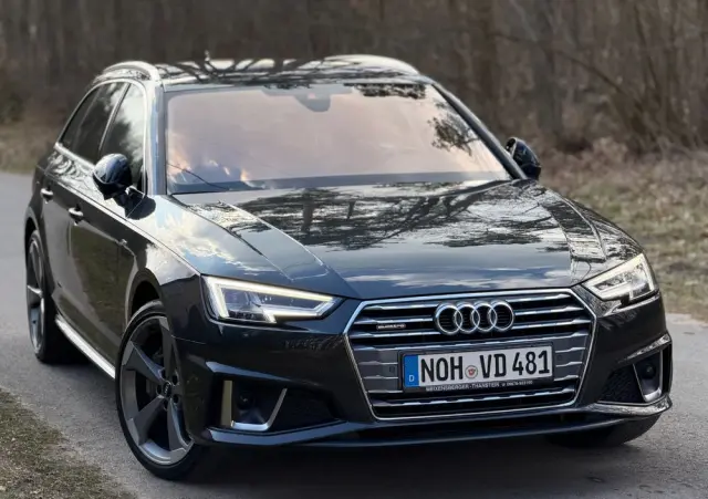 AUDI A4 Avant 2.0 TDI DPF clean diesel quattro S tronic S line Sportpaket