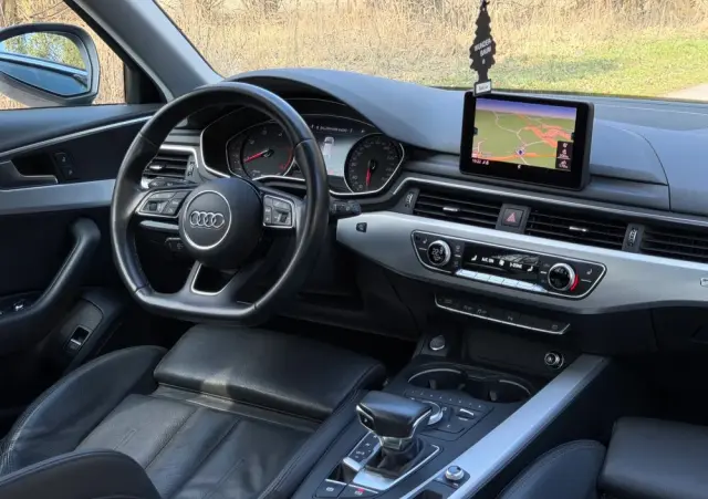 AUDI A4 Avant 2.0 TDI DPF clean diesel quattro S tronic S line Sportpaket