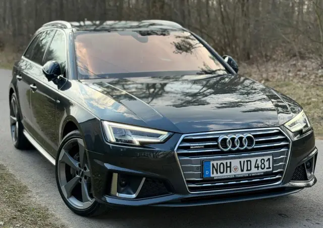 AUDI A4 Avant 2.0 TDI DPF clean diesel quattro S tronic S line Sportpaket