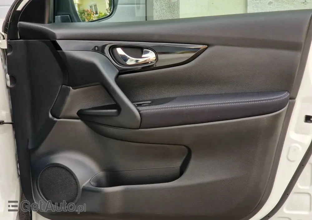 NISSAN Qashqai 1.6 DIG-T 360