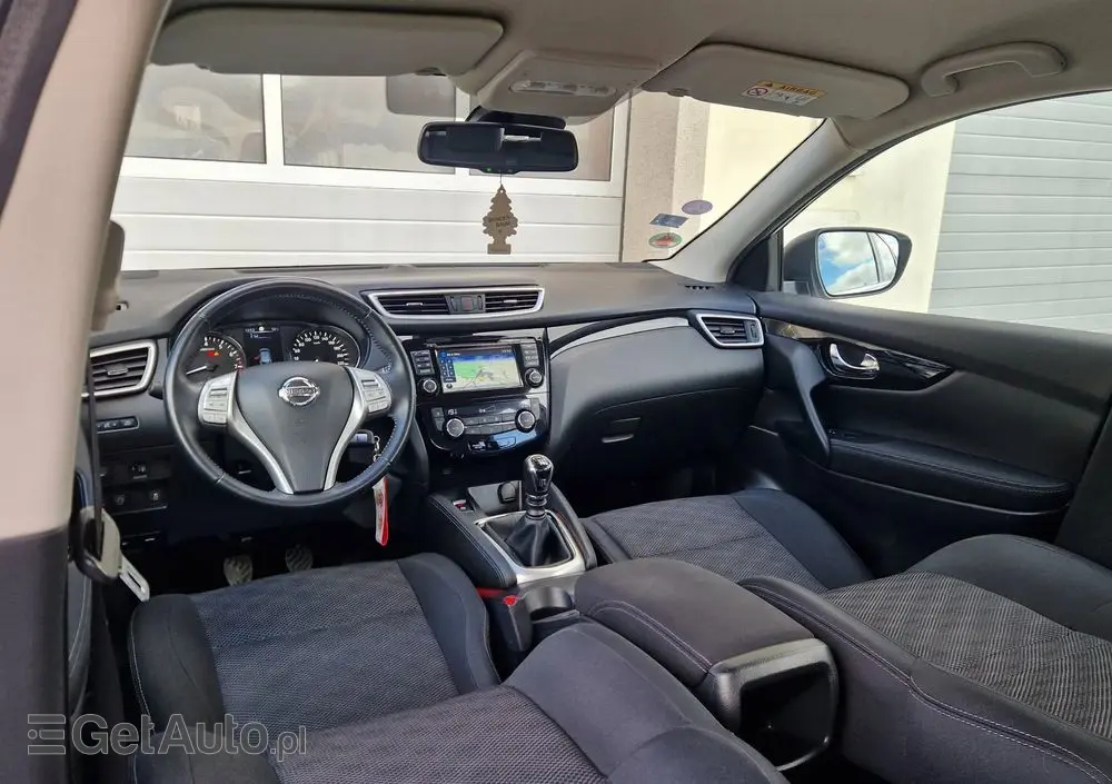 NISSAN Qashqai 1.6 DIG-T 360