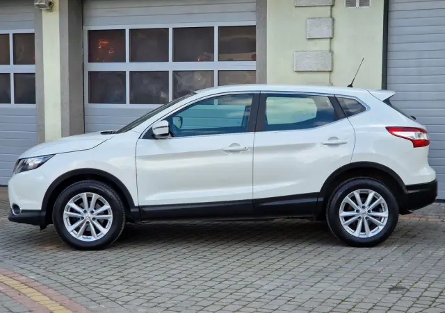 NISSAN Qashqai 1.6 DIG-T 360