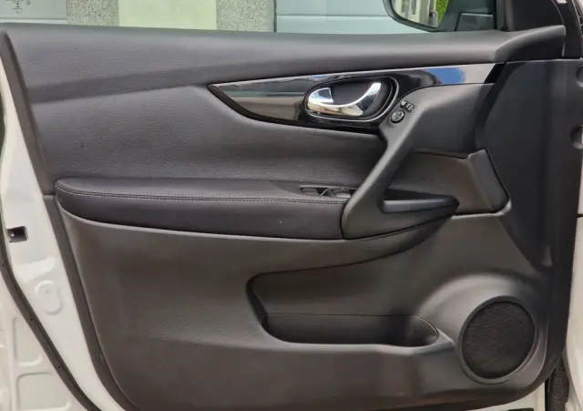 NISSAN Qashqai 1.6 DIG-T 360