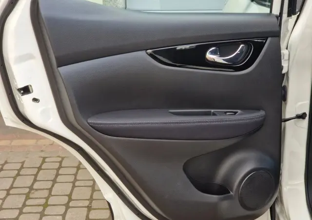 NISSAN Qashqai 1.6 DIG-T 360