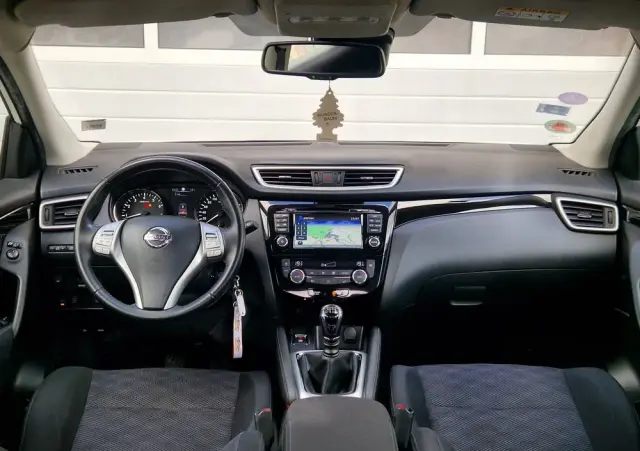 NISSAN Qashqai 1.6 DIG-T 360