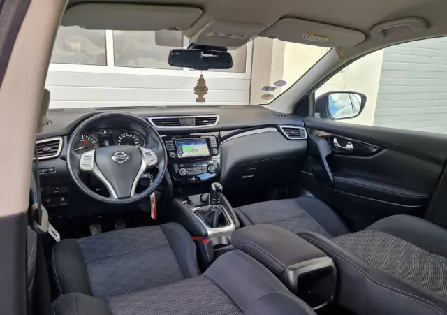 NISSAN Qashqai 1.6 DIG-T 360