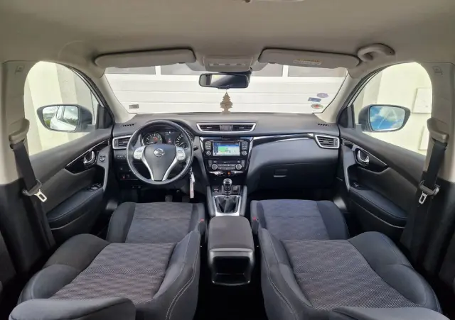 NISSAN Qashqai 1.6 DIG-T 360