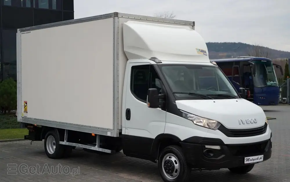 IVECO DAILY 35-140 / KONTENER 4,2 M / WINDA / BLIŹNIAK   DMC: 3500 KG / SPROWADZONY 