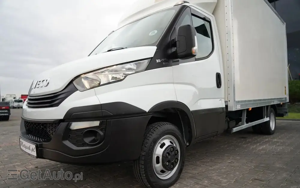 IVECO DAILY 35-140 / KONTENER 4,2 M / WINDA / BLIŹNIAK   DMC: 3500 KG / SPROWADZONY 