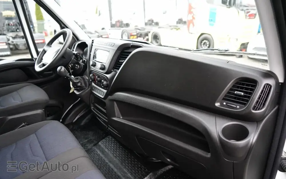 IVECO DAILY 35-140 / KONTENER 4,2 M / WINDA / BLIŹNIAK   DMC: 3500 KG / SPROWADZONY 