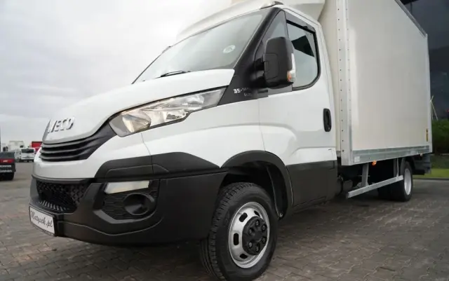 IVECO DAILY 35-140 / KONTENER 4,2 M / WINDA / BLIŹNIAK   DMC: 3500 KG / SPROWADZONY 