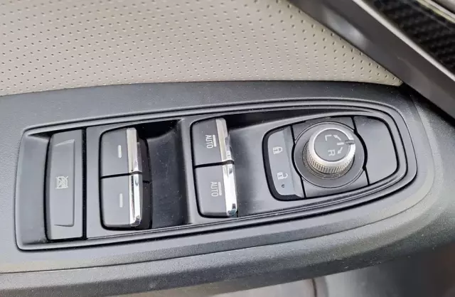 SUBARU Crosstrek 2.0 (148 KM) AWD CVT