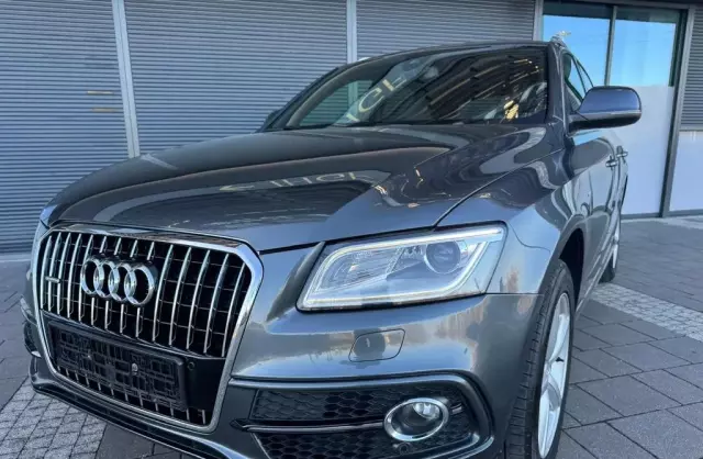 AUDI Q5 