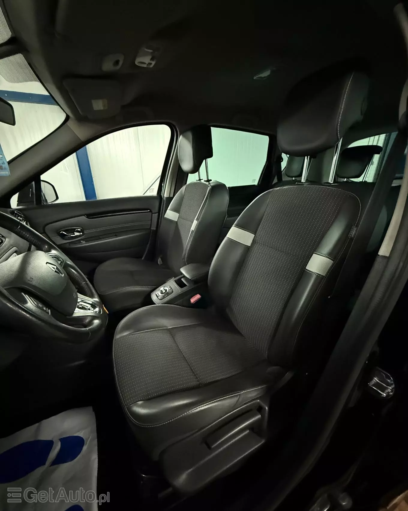 RENAULT Scenic 1.5 dCi Limited