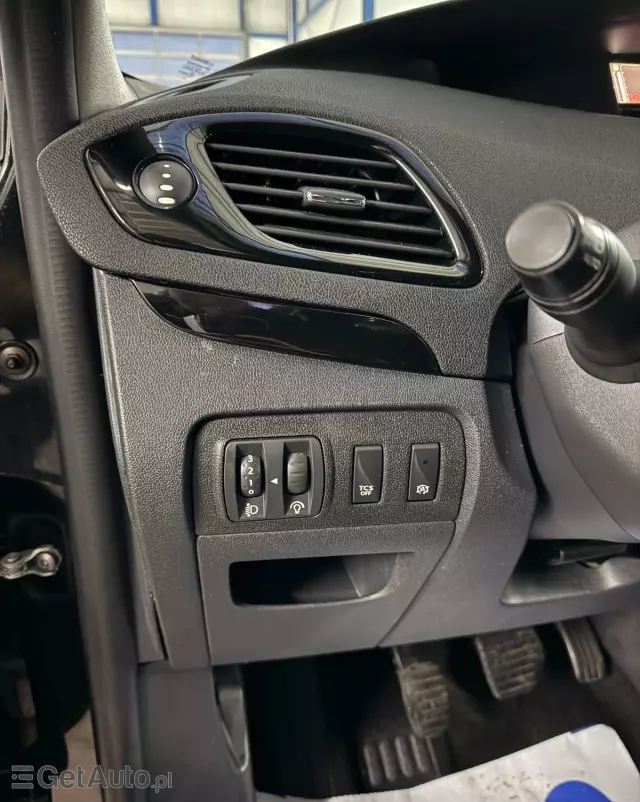 RENAULT Scenic 1.5 dCi Limited